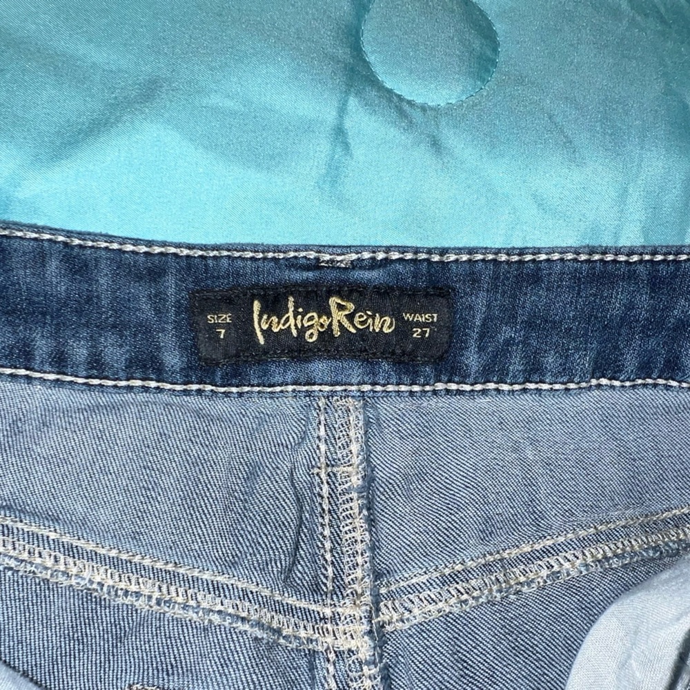 Indigo Rein High Wasted Shorts - Picture 3 of 3